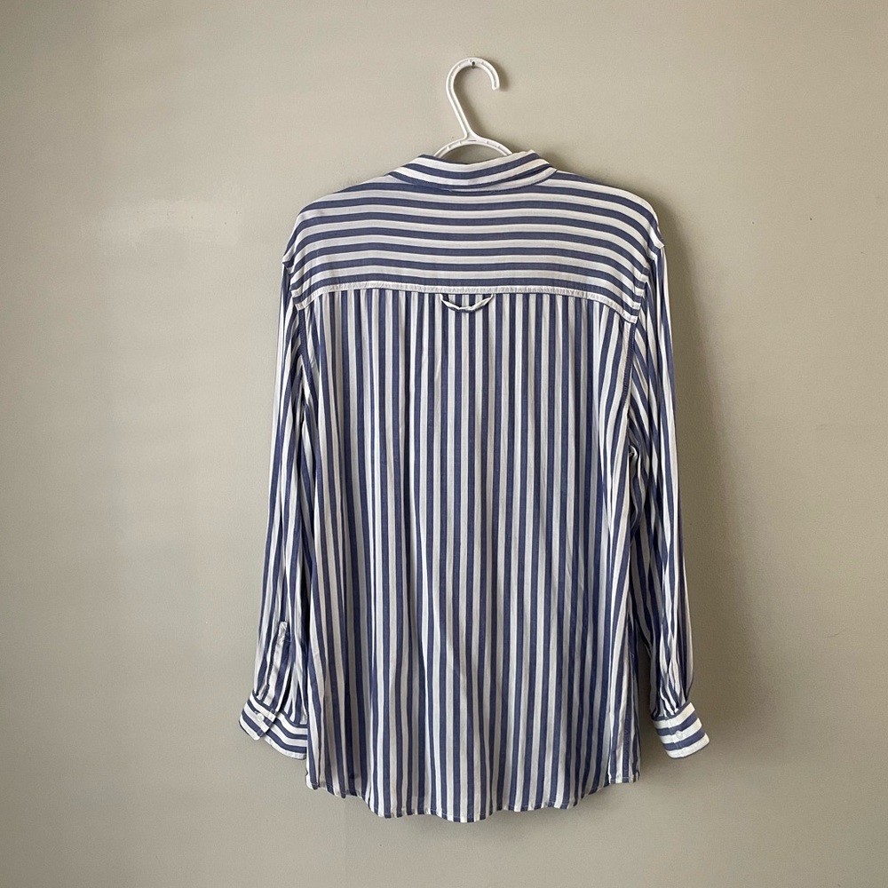 Philosophy Blouse, Size XL - Picture 4 of 6